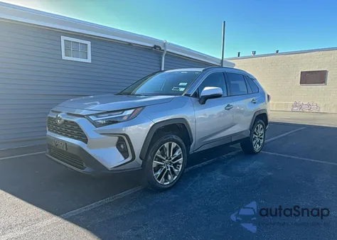 2022 Toyota Rav4 Xle Premium из США, поврежденный, VIN 2T3A1RFV8NW307864